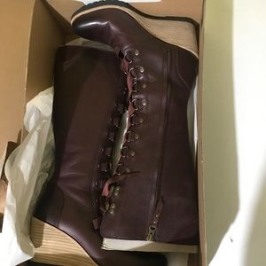 Sorel wedge boot